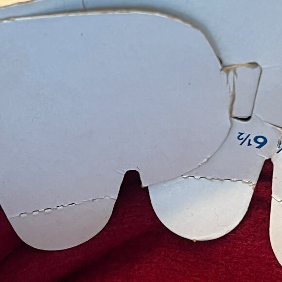 Toucan Collection Red Cloche Women SZ 6 1/2 Vintage With Flower Wool Retro Chic - Picture 10 of 11